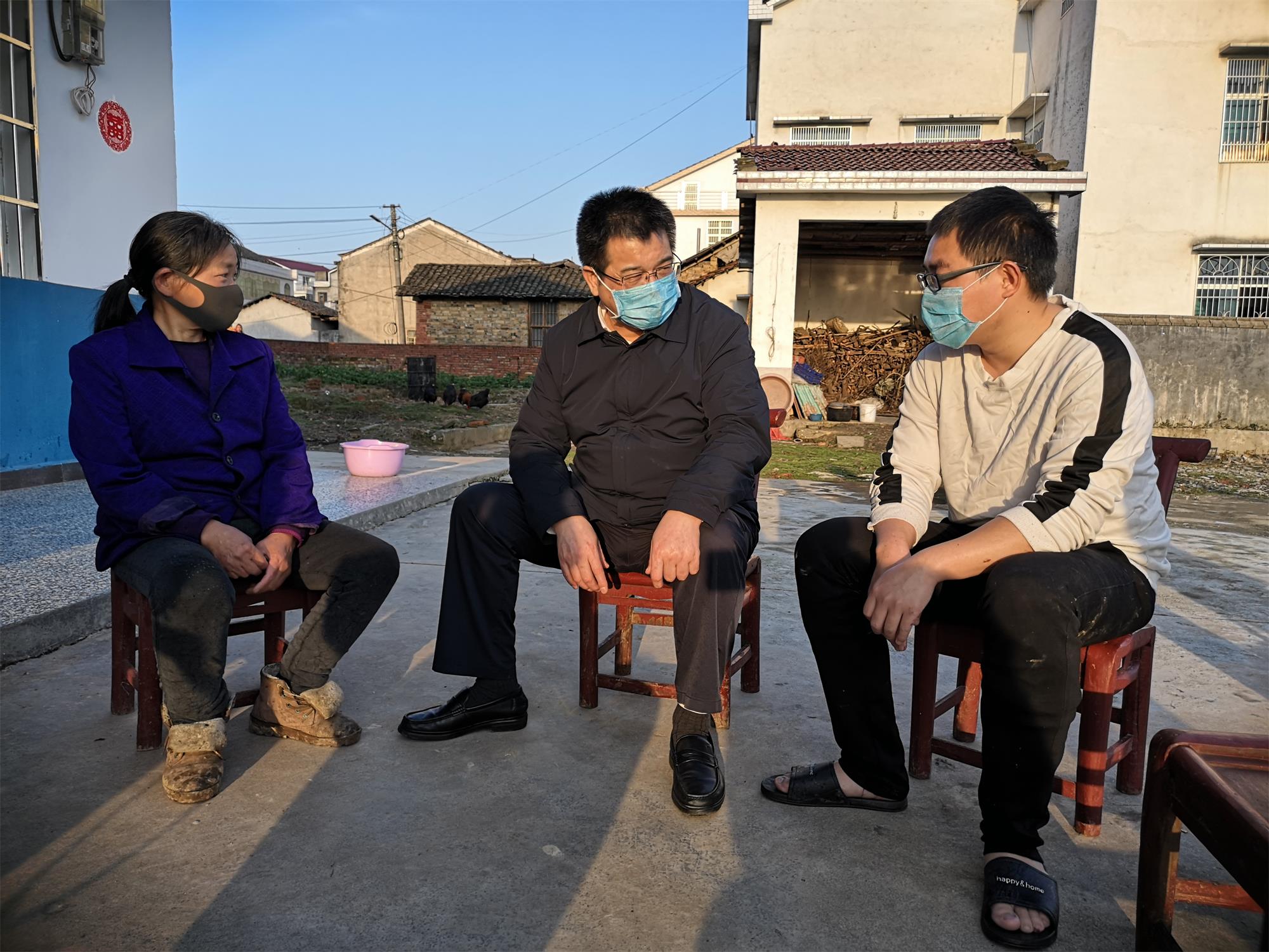 ���³��������е���ƶ�������ȸھ�ҵ���������ս����